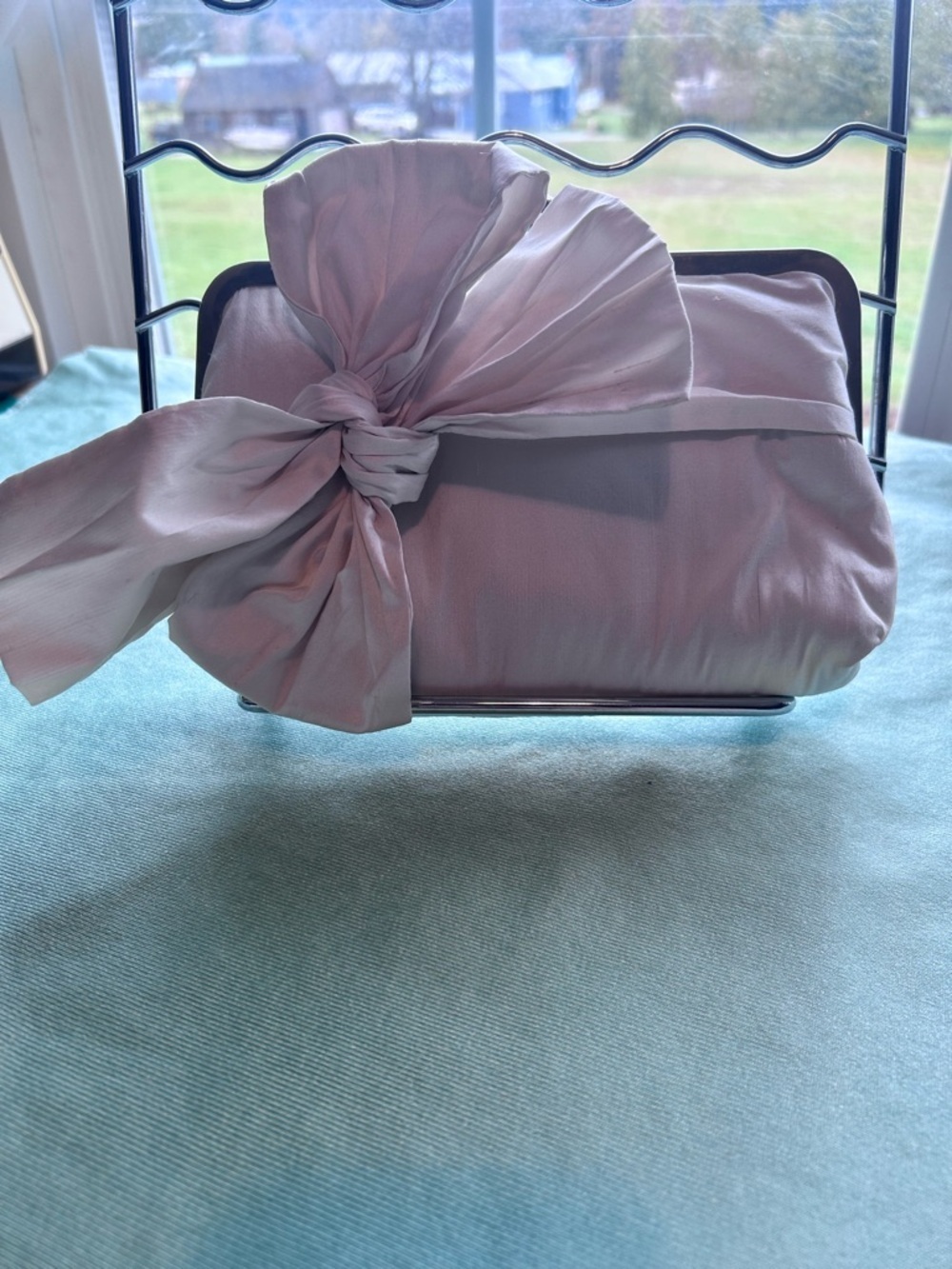 Wedding, graduation, or special occasion, this Davie & Chiyo clutch is perfect